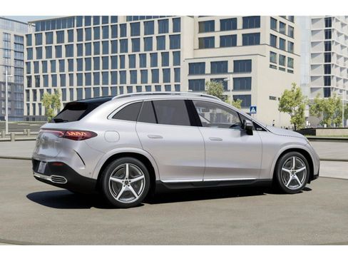 New 2026 Mercedes-Benz EQE 320 4MATIC SUV image 19