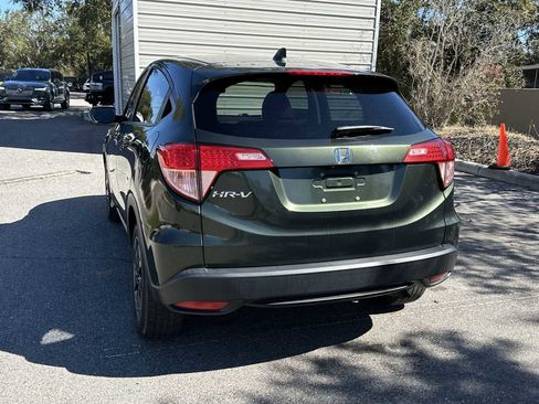 Used 2018 Honda HR-V EX image 4
