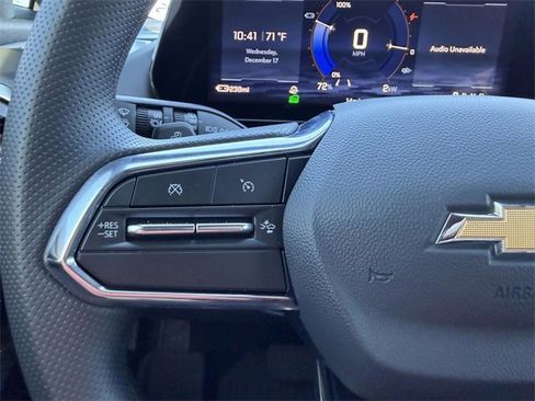 New 2026 Chevrolet Equinox EV LT w/ Midnight Package image 20