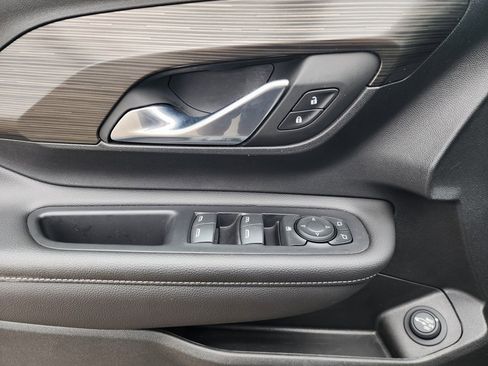 Certified 2023 GMC Terrain SLE w/ Driver Convenience Package image 21