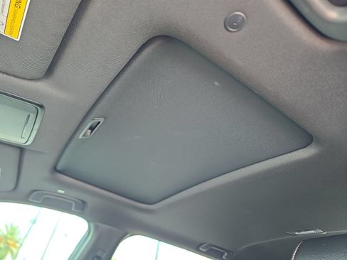Used 2025 Honda CR-V Sport-L image 17