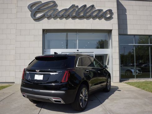 New 2025 Cadillac XT5 Premium Luxury w/ Technology Package image 4