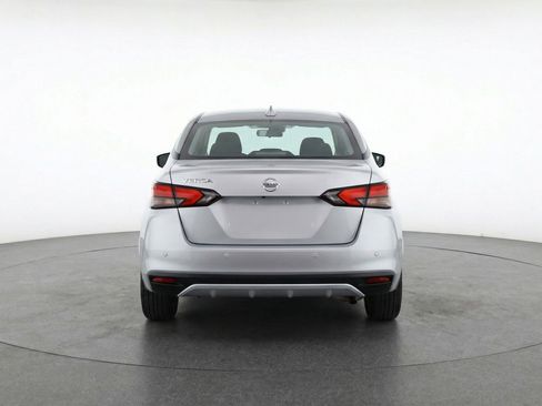 Used 2025 Nissan Versa SV FWD image 7