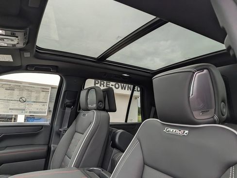 New 2026 GMC Yukon AT4 Ultimate w/ LPO, Floor Liner Package AWD/4WD image 25