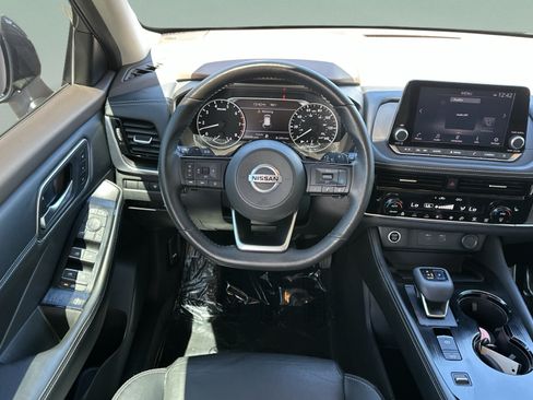 Certified 2021 Nissan Rogue SL FWD image 13