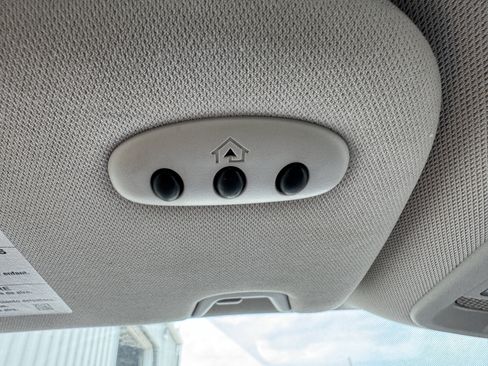 Used 2015 Ford Fusion SE FWD image 23