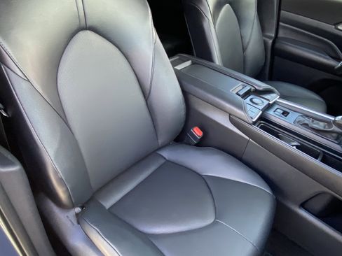 Certified 2024 Toyota Grand Highlander FWD image 11