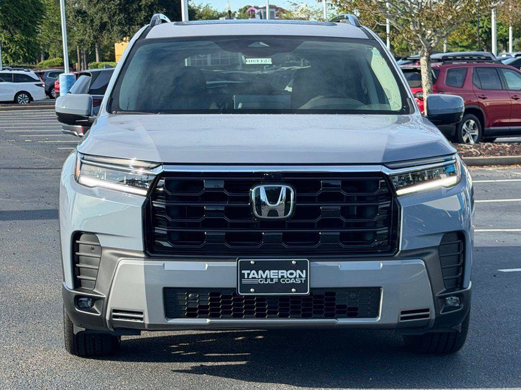 New 2026 Honda Pilot Touring image 2