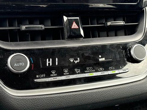 Used 2024 Toyota Corolla LE image 16