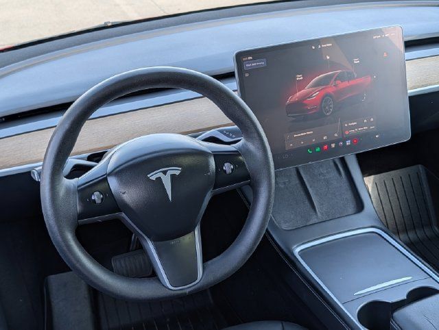 Used 2023 Tesla Model Y Long Range AWD/4WD image 10