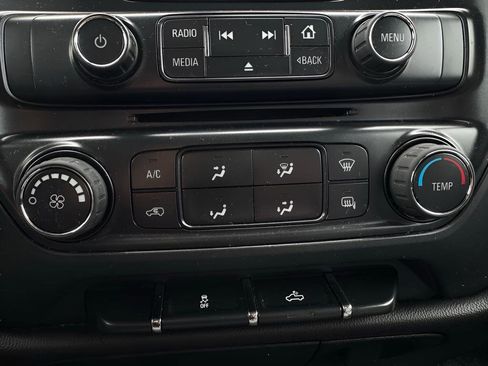Used 2015 Chevrolet Silverado 1500 LS RWD image 28
