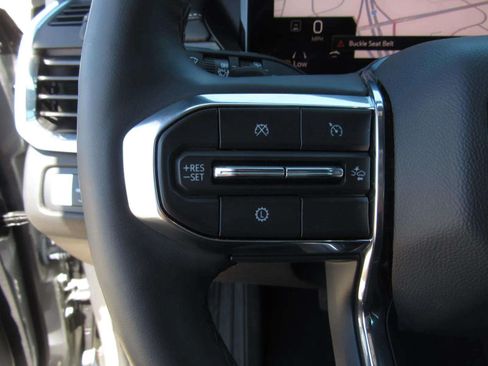 Used 2026 GMC Acadia Elevation FWD image 24