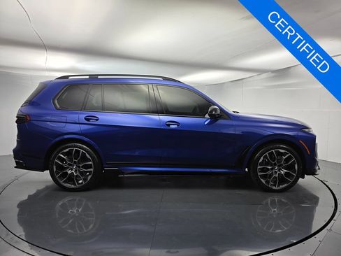 Used 2025 BMW X7 M60i w/ Climate Comfort Package AWD/4WD image 3