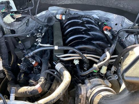 Used 2019 Ford F150 XLT w/ Equipment Group 302A Luxury AWD/4WD image 30