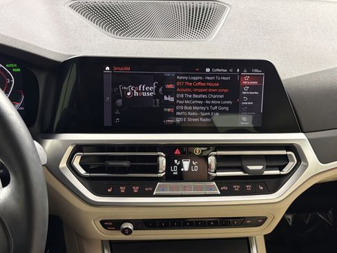 Used 2023 BMW 430i xDrive 430i xDrive w/ Premium Package image 18