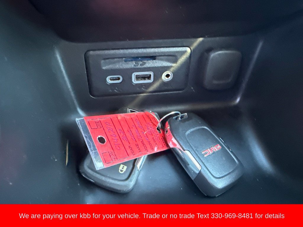 Used 2023 GMC Terrain AT4 AWD/4WD image 23