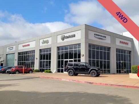 Used 2022 Nissan Frontier SV w/ Technology Package AWD/4WD image 26