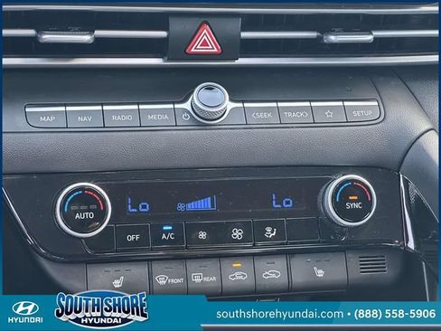 Certified 2023 Hyundai Elantra SEL w/ Convenience Package FWD image 30