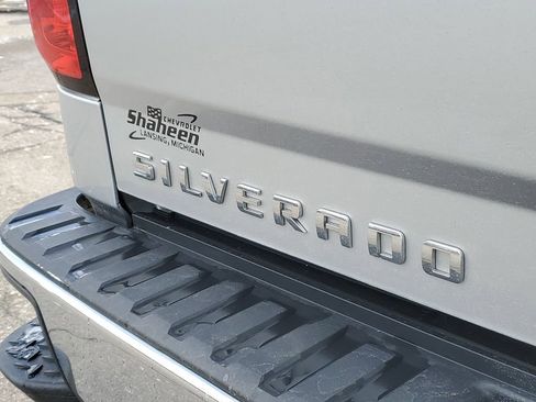 Used 2018 Chevrolet Silverado 1500 LT w/ Texas Edition image 33