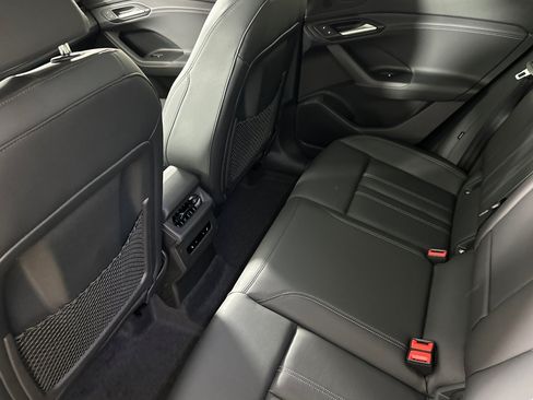 New 2027 Audi Q6 e-tron Premium AWD/4WD image 11