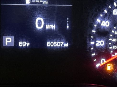 Used 2021 Kia Soul LX image 12