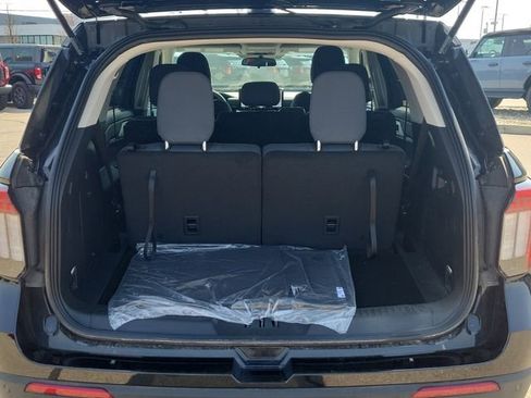 New 2026 Ford Explorer Active image 8