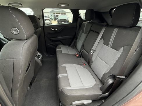 Certified 2024 Chevrolet Blazer LT w/ Convenience Package image 26