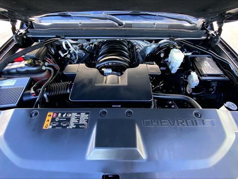 Used 2017 Chevrolet Tahoe LT RWD image 32