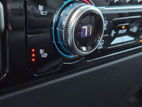 Used 2026 GMC Sierra 1500 SLT image 20