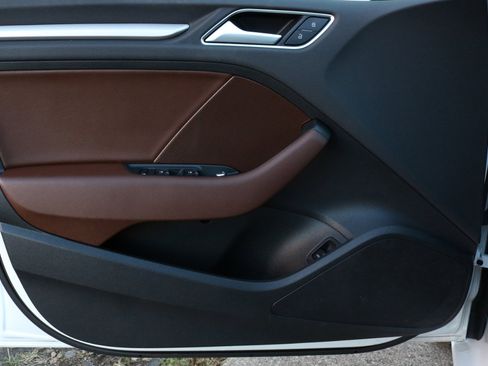 Used 2016 Audi A3 2.0T Premium image 13