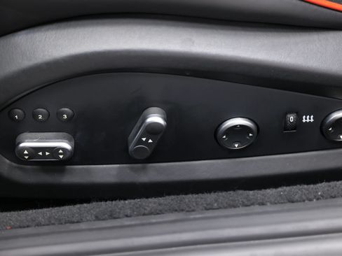 Used 2017 Ferrari California T RWD image 14
