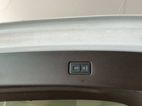 Used 2018 Audi Q7 3.0T Premium Plus w/ Premium Plus Package image 36