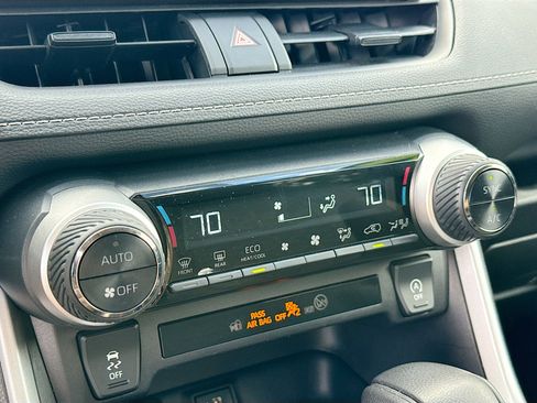 Used 2024 Toyota RAV4 XLE image 32