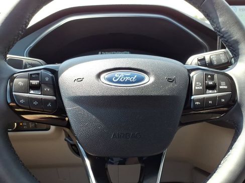 Used 2023 Ford Escape Active w/ Tech Pack #2 AWD/4WD image 24