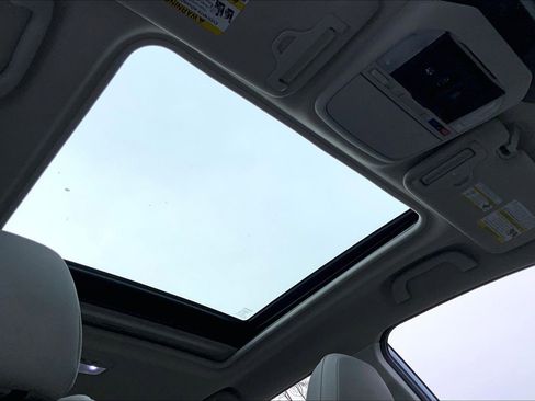 Certified 2023 Subaru Forester Limited image 12