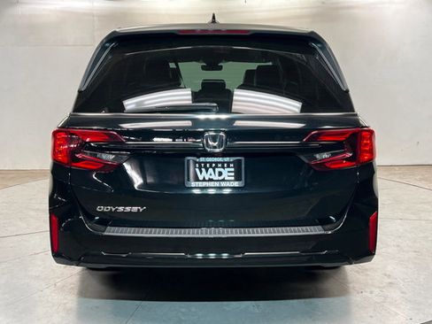 Used 2025 Honda Odyssey EX-L image 4