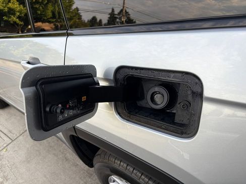 Used 2022 Jeep Grand Cherokee L Limited image 37