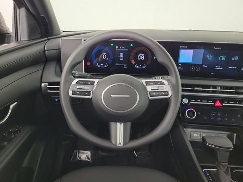 New 2025 Hyundai Santa Cruz SEL image 11