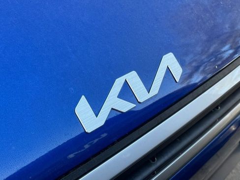 Certified 2025 Kia K4 LXS image 8
