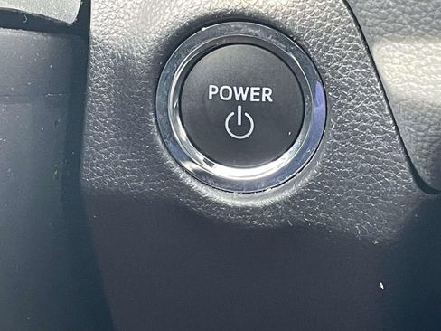 Used 2025 Toyota RAV4 XLE image 35