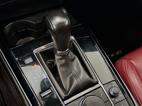 Used 2024 MAZDA CX-30 AWD 2.5 S w/ Preferred Package image 25