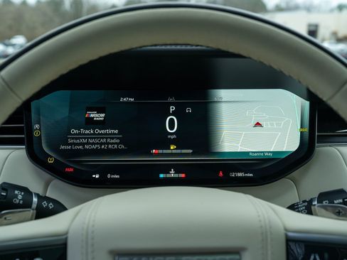 Used 2024 Land Rover Range Rover Autobiography image 22