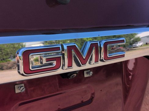 Certified 2023 GMC Acadia Denali FWD image 10