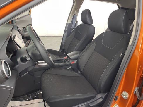 Used 2023 Nissan Kicks SV image 14