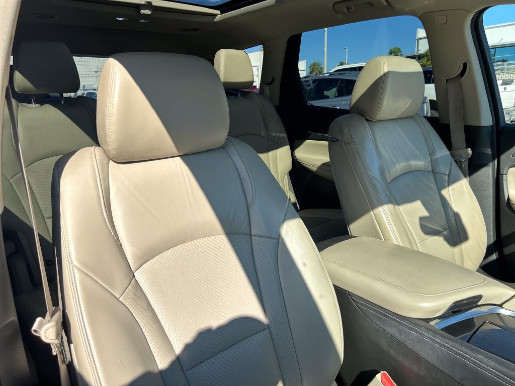 Used 2018 Buick Enclave Premium FWD image 13