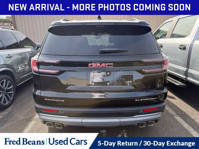 Used 2026 GMC Acadia Elevation w/ Elevation Premium Package FWD image 10