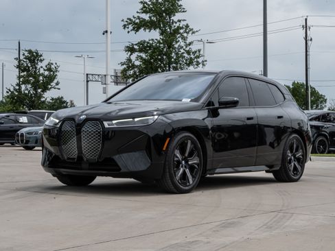 Certified 2023 BMW iX M60 w/ Executive Package AWD/4WD image 5