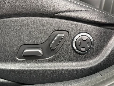 Used 2023 Genesis G80 2.5T image 31