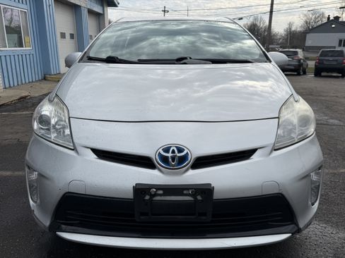 Used 2014 Toyota Prius Two image 8