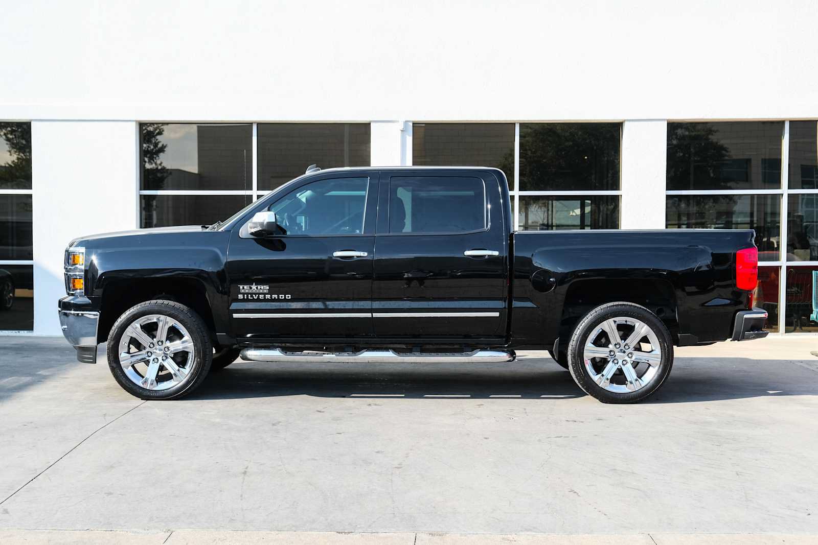 Used 2014 Chevrolet Silverado 1500 LTZ w/ Texas Edition, 1LZ Trim RWD image 17